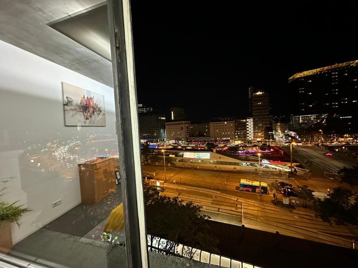 Apartment Am Schwedenplatz Виена Екстериор снимка