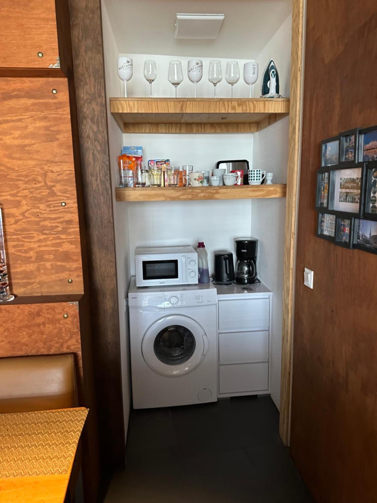Apartment Am Schwedenplatz Виена Екстериор снимка