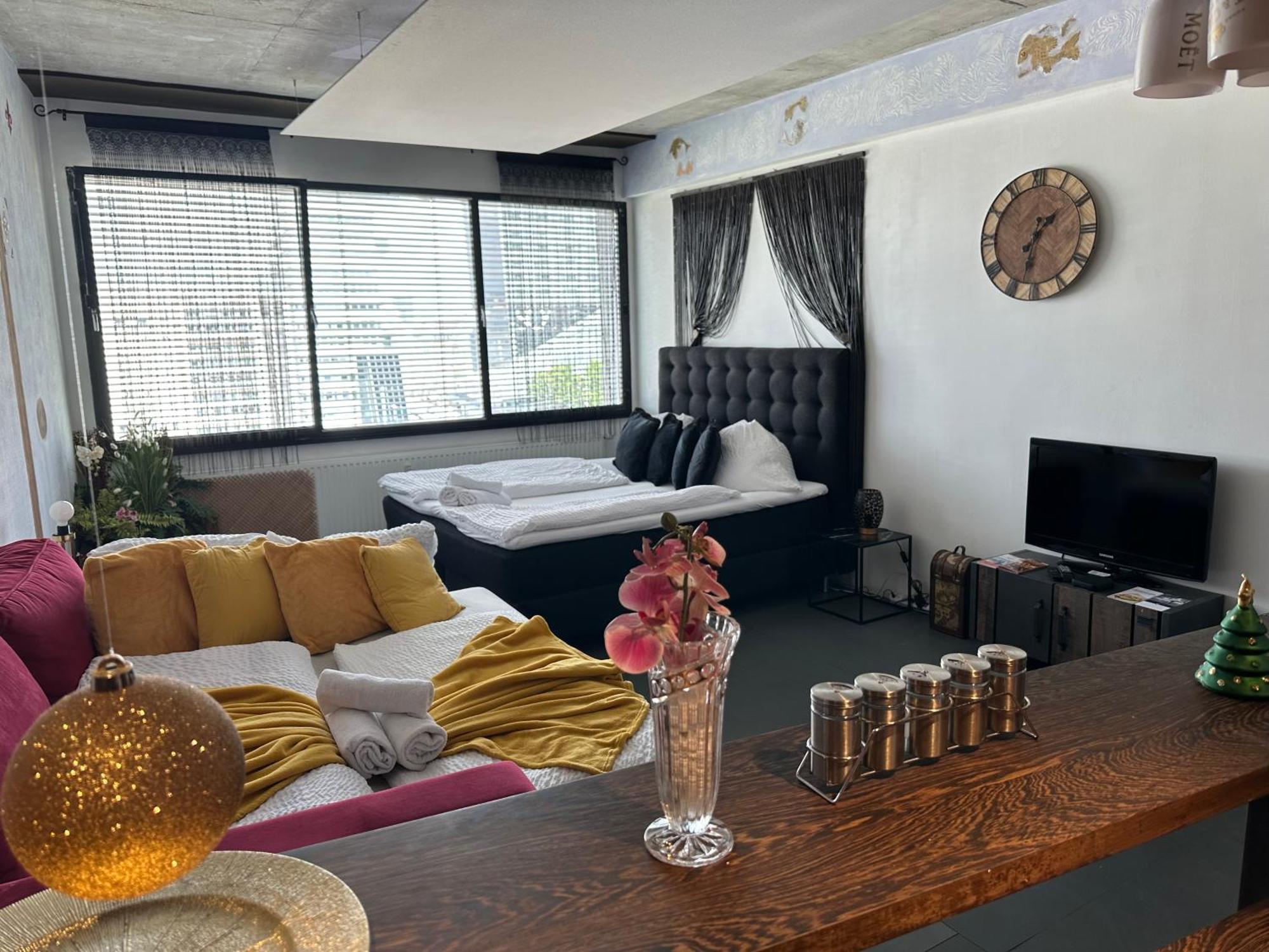 Apartment Am Schwedenplatz Виена Екстериор снимка